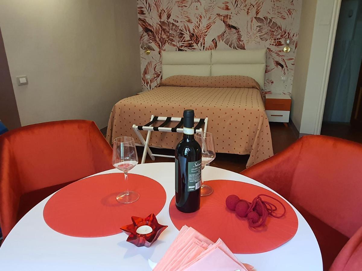 Rf Duomo Suites Флоренція Екстер'єр фото
